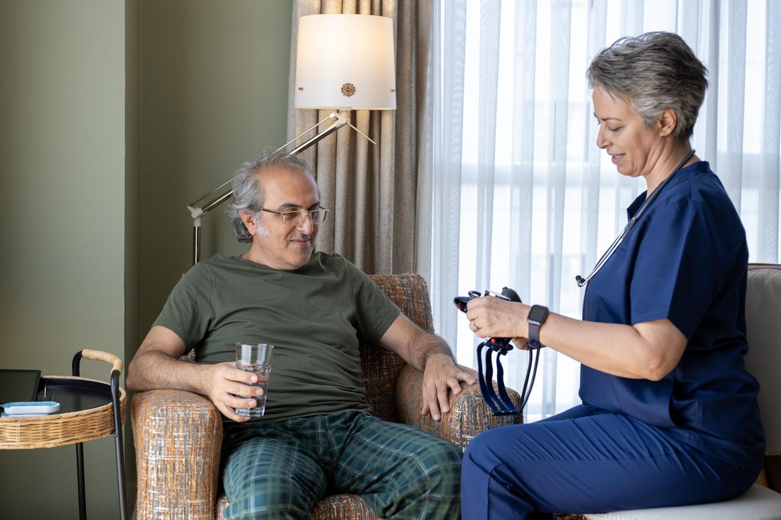 Home Caregivers in New York – 6 Roles in Healthcare Staffing Services